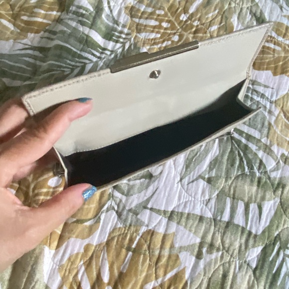 Gucci authentic made in Italy beige Long wallet GG line. - Picture 6 of 15